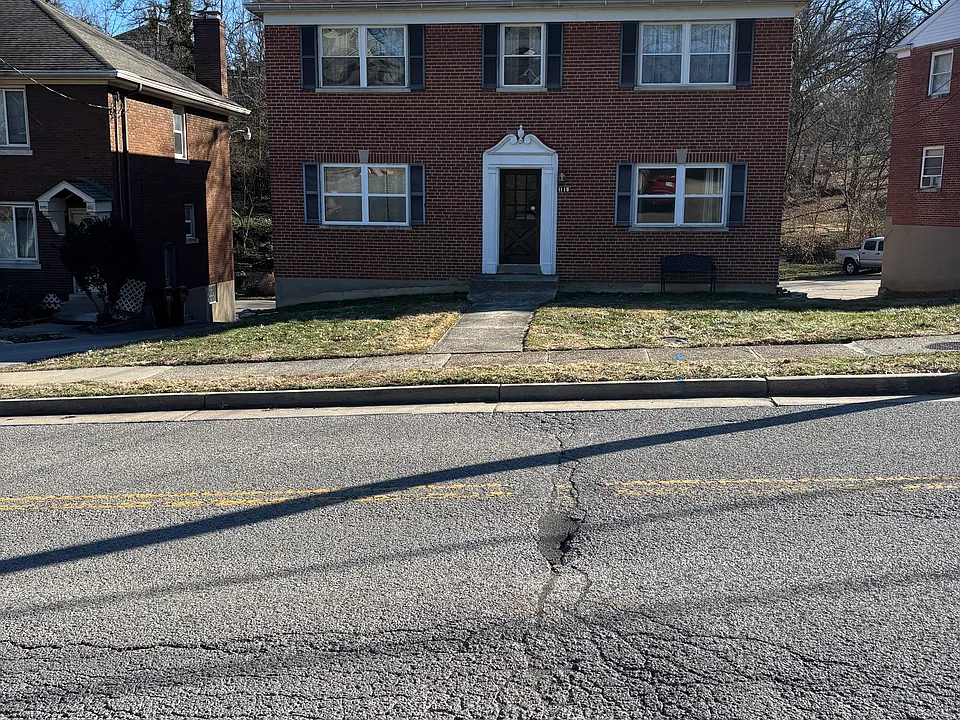 1119 Amsterdam Rd #2