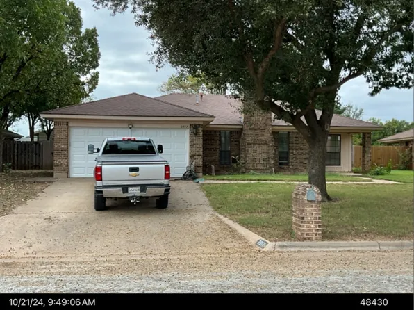 2917 Broken Bough Trl, Abilene, TX 79606
