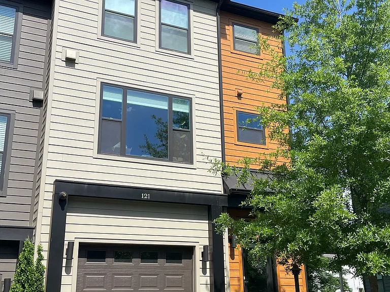 121 Junction Ln — Photo 3