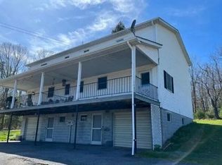 1414 Twin Pine Rd APT 101, Stroudsburg, PA 18360