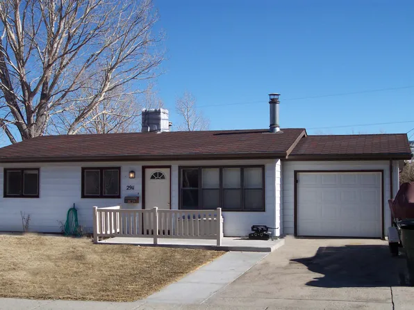 2911 Belmont Rd, Casper, WY 82604