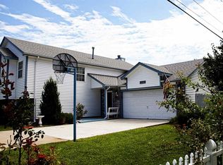 8819 E Hurst St, Wichita, KS 67210