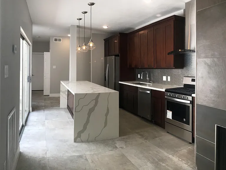 12625 Memorial Dr #30 — Photo 7