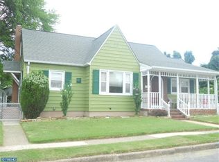 17 11th Ave, Glendora, NJ 08029