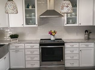 8305 Chinaberry Rd, Indian River Shores, FL 32963