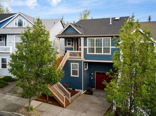 320 SW 105th Ter, Portland, OR 97225