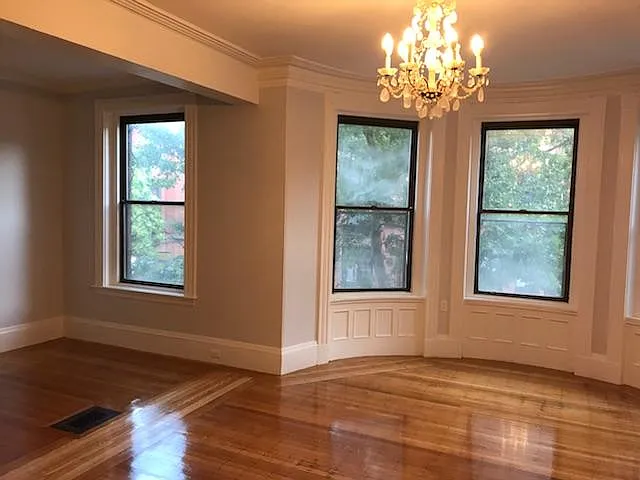 435 Marlborough St — Photo 1