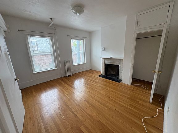 2nd image of 79 Charles St #4R
