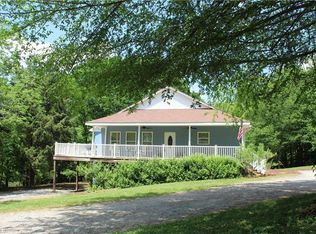 139 E Rollingmeadow Rd, Advance, NC 27006