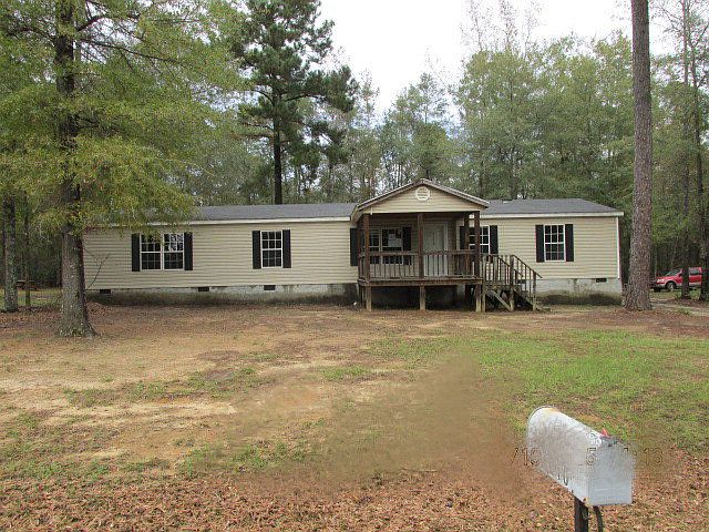 1st image of 210 Pine Forest Dr