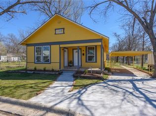 714 Ritchey St, Gainesville, TX 76240