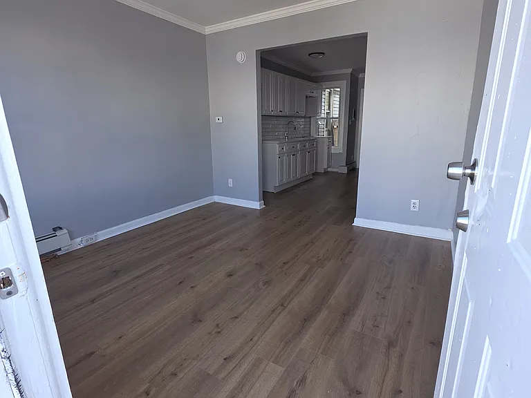 626 Eisenbrown St — Photo 2