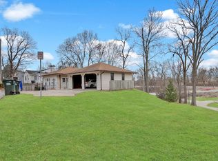 521 Melrose Ct, Iowa City, IA 52246