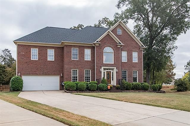 1st image of 12432 Oakbriar Ln