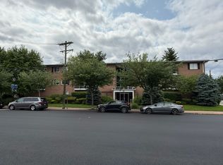 289 Valley Blvd APT 2B, Wood Ridge, NJ 07075