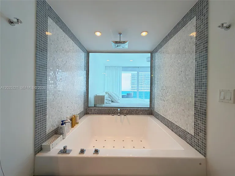 200 Biscayne Boulevard Way #4104 — Photo 12