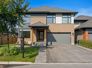 375 Serenade Cres, Ottawa, ON K1X 0B9