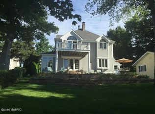 31553 Krohne St, Dowagiac, MI 49047