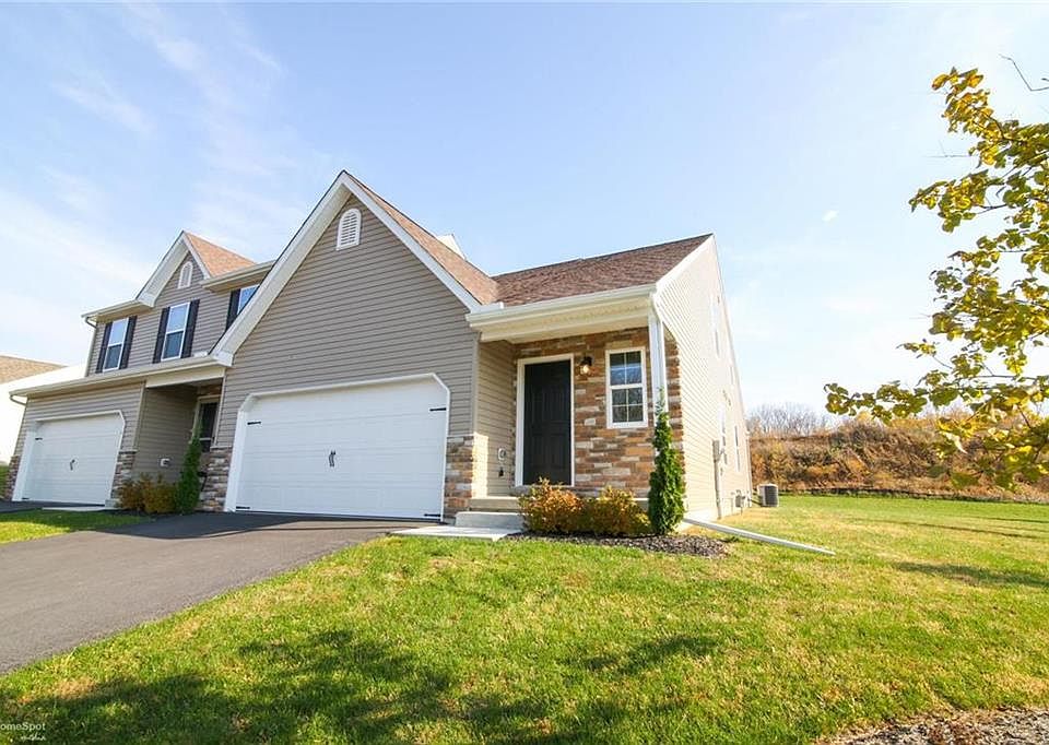1st image of 140 Walker Dr