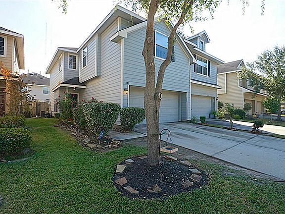 3rd image of 3011 Loganberry Park Ln