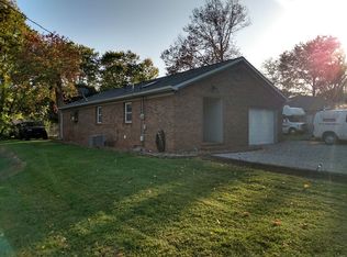 611 E Poplar St, Boonville, IN