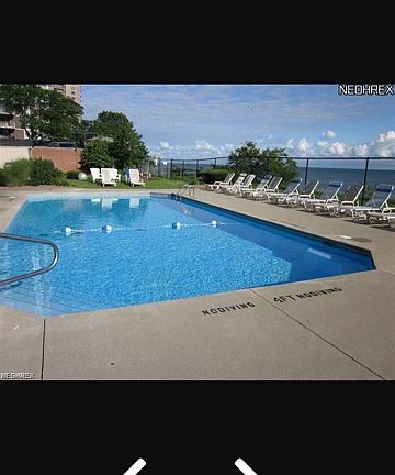 3rd image of 11850 Edgewater Dr APT 101