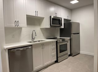 2412 Queen St E, Toronto, ON M1N 1A2