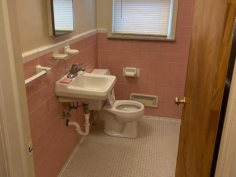 4346 Courville St — Photo 5