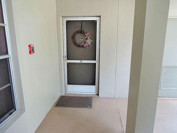 3rd image of 12 Lake Vista Trl APT 101