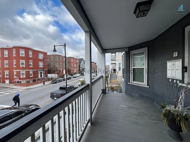 142 Washington St #1 — Photo 28