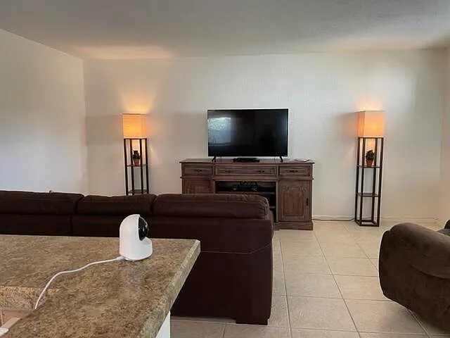 348 Monaco Park #H — Photo 6
