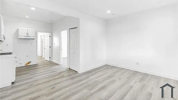 2 bed, 912 sqft, $2,400 — Photo 4