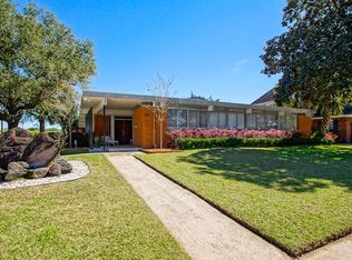 7471 Jade St, New Orleans, LA 70124