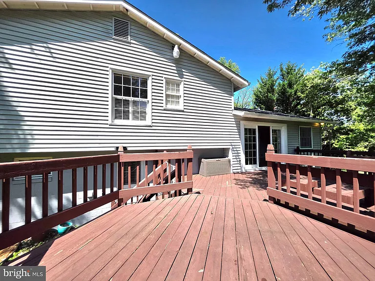 2215 Collingwood Rd — Photo 15