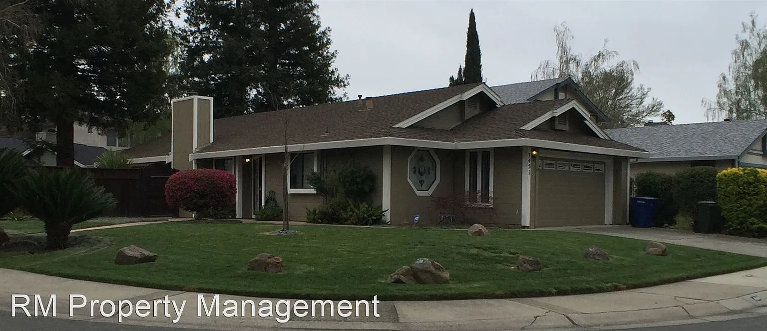 7451 Summerwind Way photo 1