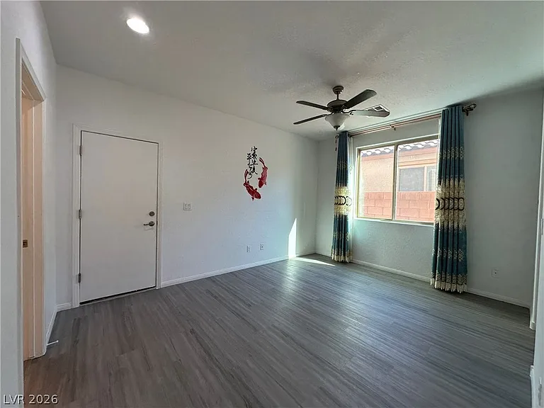 9325 Goldenbush Ct — Photo 9