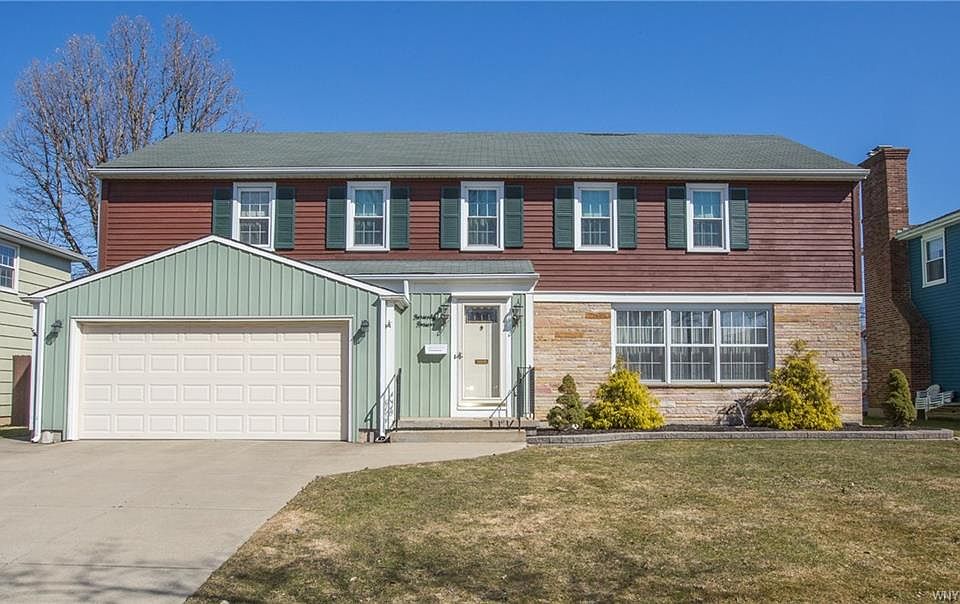 1st image of 77 Bathurst Dr