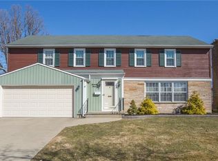 77 Bathurst Dr, Tonawanda, NY 14150