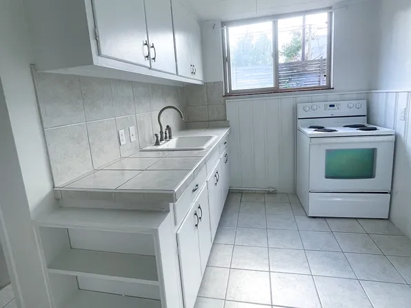 1675 S Pearl St, Denver, CO 80210