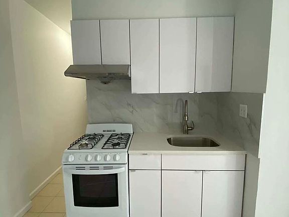 5th image of 80 Madison St APT 21