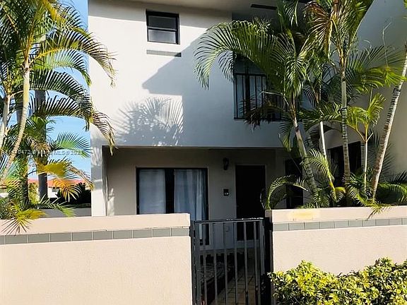 2nd image of 13440 SW 62nd St APT G101