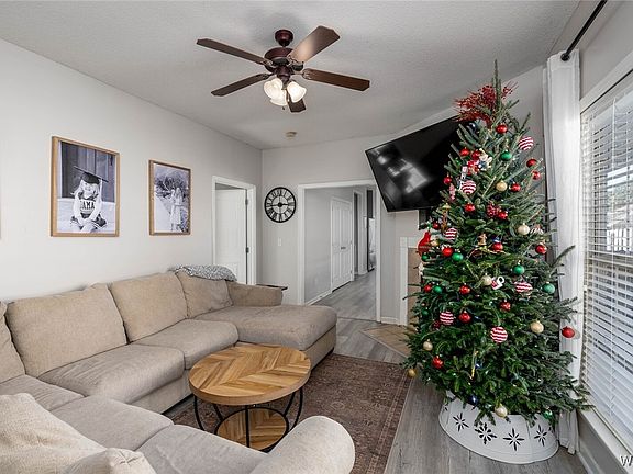 4th image of 12986 Garden Creek Ln