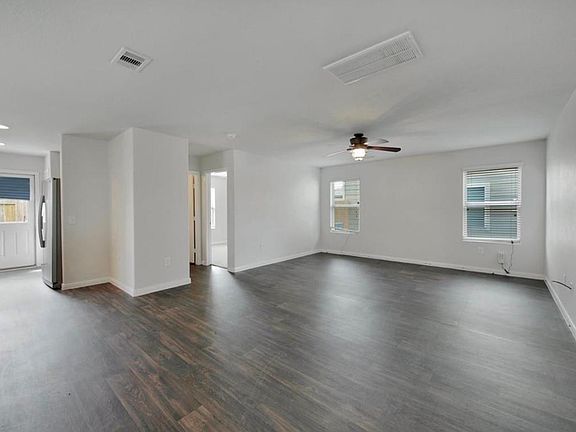 3rd image of 10118 Dawson Hill Ln
