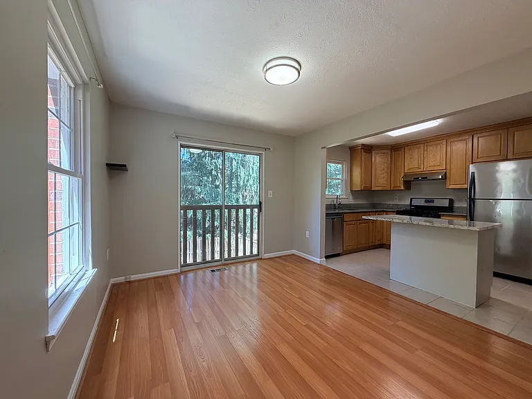19533 Fetlock Dr — Photo 9