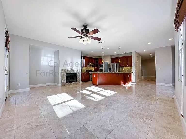 1190 Taraya Ter — Photo 4