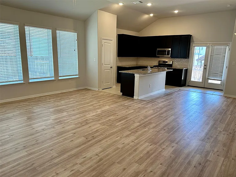 1003 Cherrystone Loop — Photo 4