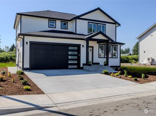 905 Crimson Ct, Nooksack, WA 98276