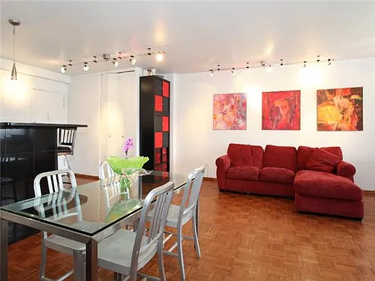 Sold by Exclusive Properties Sotheby's International Realty | media 30