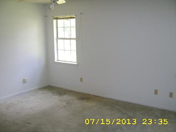 2nd image of 2043 Lasalle Dr
