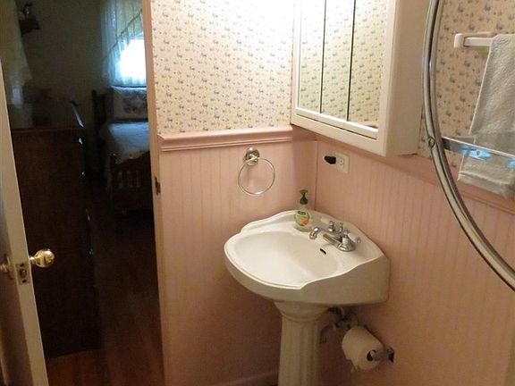 5th image of 55455 Caldwell Dr